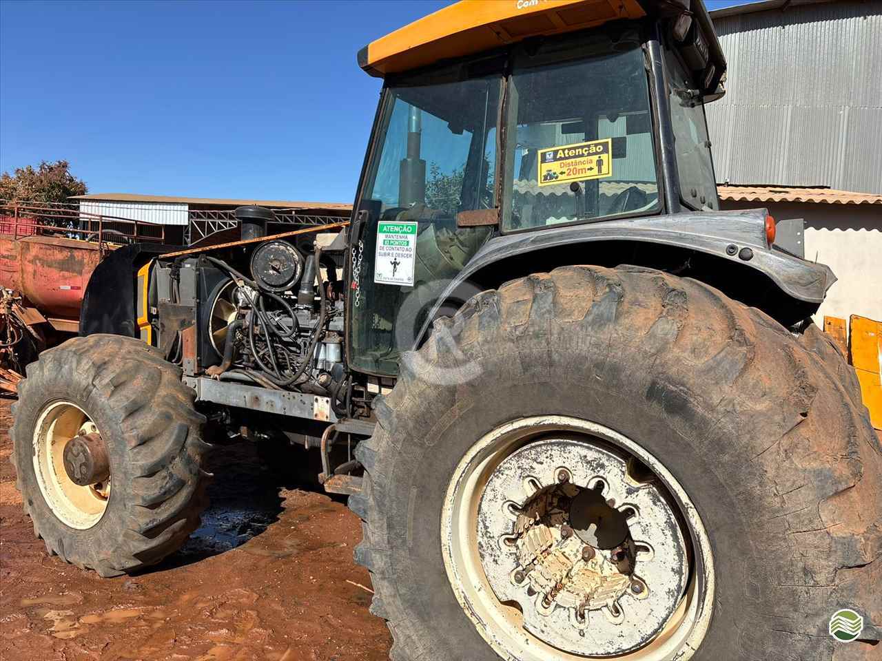 TRATOR VALTRA VALTRA BH 205 Tração 4x4 CR Máquinas Agrícolas CASSILANDIA MATO GROSSO DO SUL MS